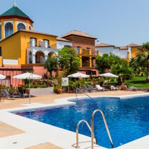 Hotel B BOU La Vinuela & SPA - inclusief huurauto in Spanje